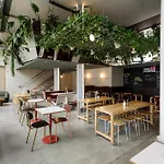 Auberge de jeunesse The People