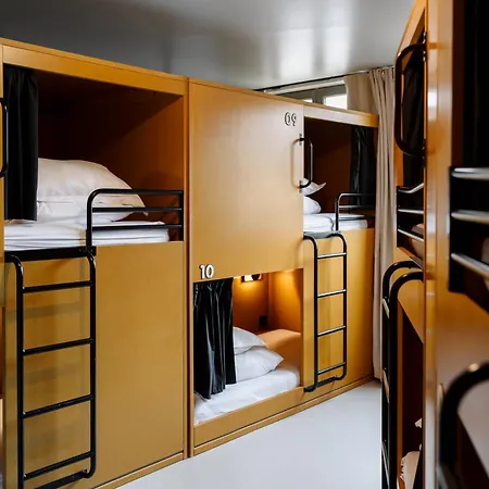 Vandrerhjem The People