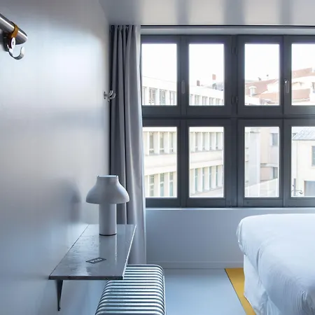 Vandrerhjem The People