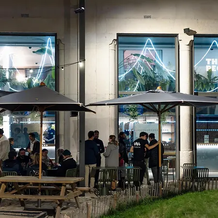 Хостел The People